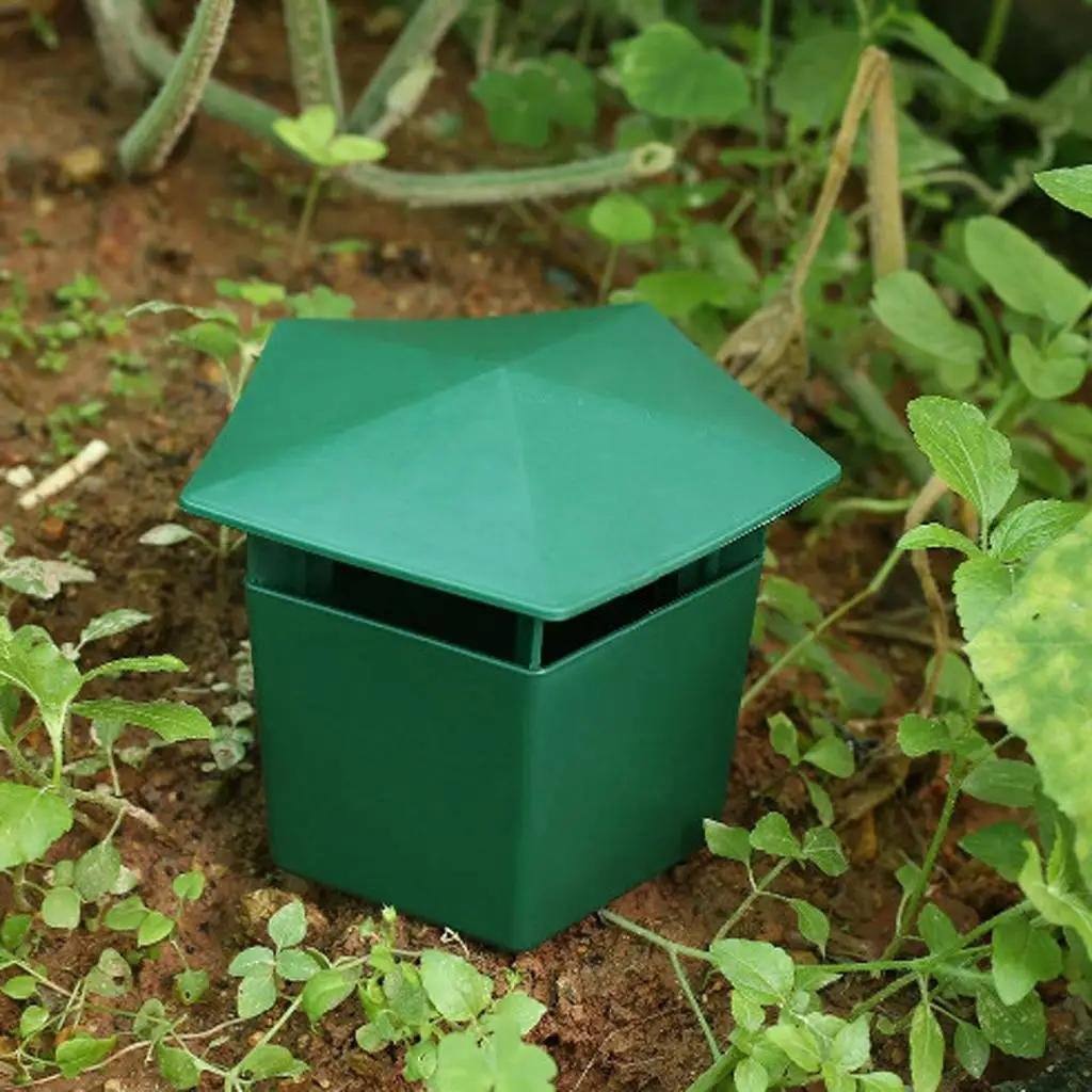 1pc, Plastic Snail Cage Slug Catcher Trap Tools Animal Pest Trapper Control, No Harm To Vegetable And Flower Green, 10x11cm