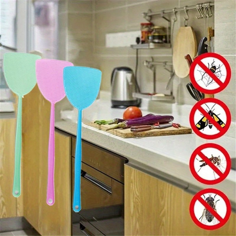 Plastikinis uodų muštukas, rankinis, ilga rankena, patvarus, be baterijos, naudojamas be elektros, skirtas namų virtuvės kenkėjų kontrolei.